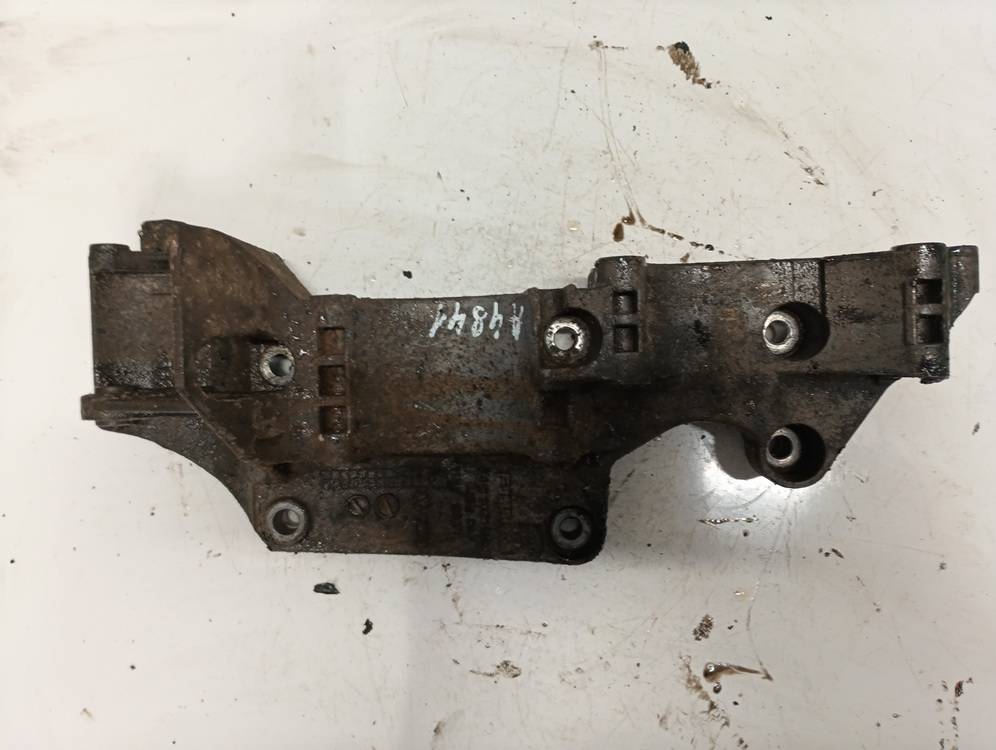 045903143C Seat Alhambra 2001 Кронштейн двигателя и Кронштейн коробка передач