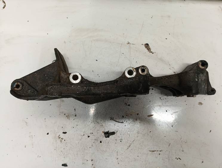 045903143C Seat Alhambra 2001 Кронштейн двигателя и Кронштейн коробка передач - Thumbnail 2