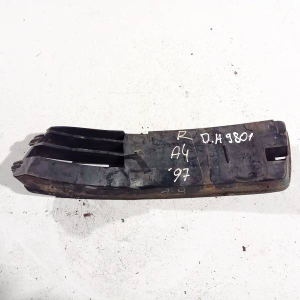 8D0807346C Audi A4 1997 Bumper Grille - FRONT RIGHT - Thumbnail 2