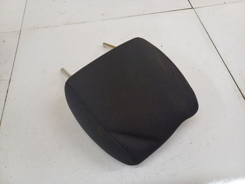 Mazda 3 2008 Sedynes galvos atlosas (galvos atrama)