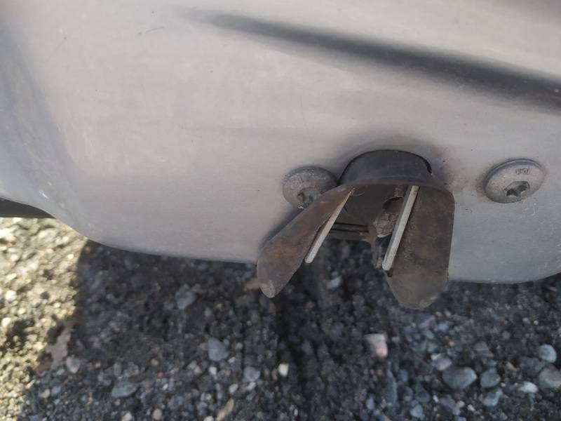 Audi A4 1997 Durvju slēdzene - PRIEKŠA PA LABI