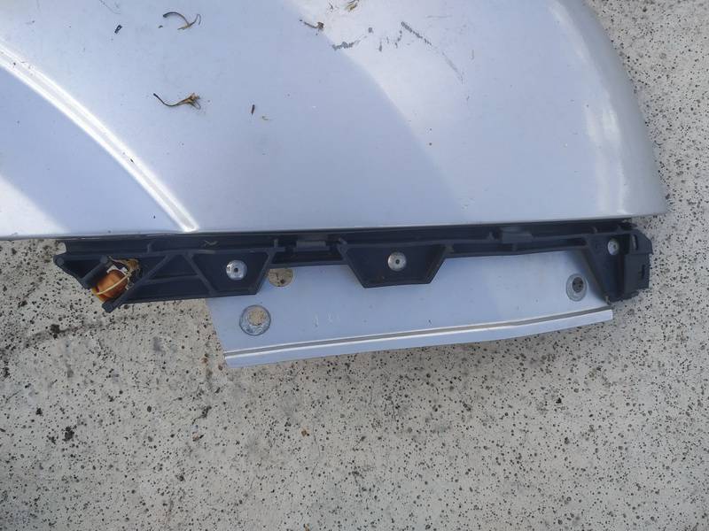 Opel Signum 2003 Uchwyt zderzaka - PRZEDNIE PRAWE