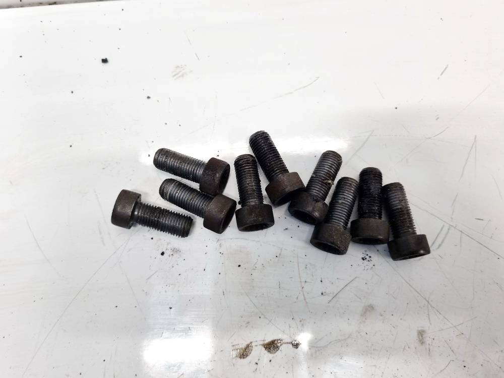 Volvo S40 1997 Śruba koła zamachowego