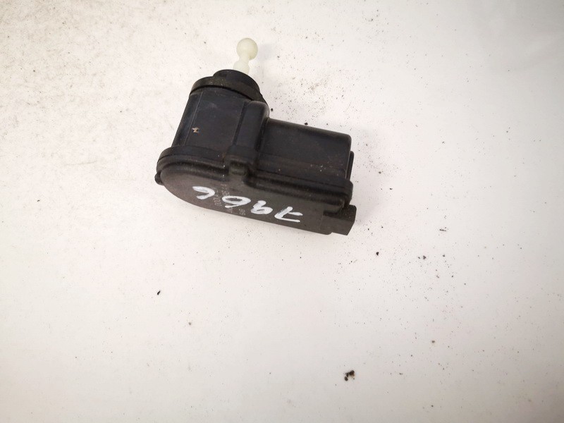 4M5X13K198AA Ford Focus 2006 Zibinto aukscio reguliatorius (korektorius)