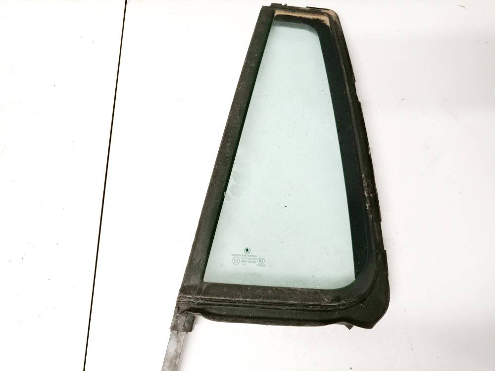 DOT24M25AS2 Skoda Octavia 2006 Quarter glass - REAR LEFT