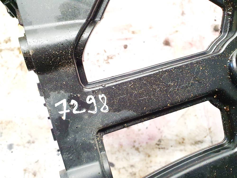 HK8317B930AE Jaguar F-pace 2017 Stoßstangenhalter Hinten Rechts - Thumbnail 2