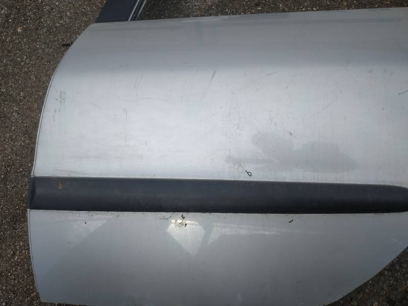 Peugeot 206 2006 Zewnętrzna listwa drzwi - TYLNE LEWE