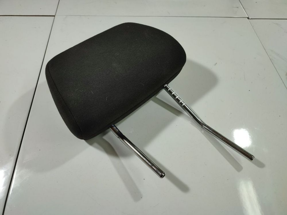 Opel Astra 2005 Istuimen pääntuki