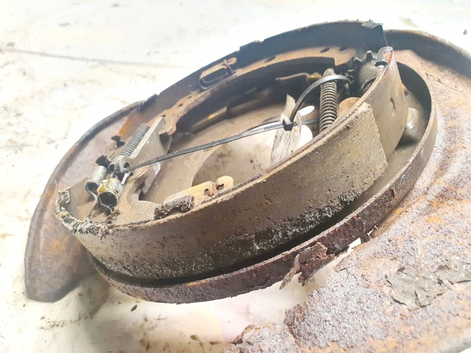 Honda CR-V 2009 Rankinio stabdzio mechanizmas - Thumbnail 3