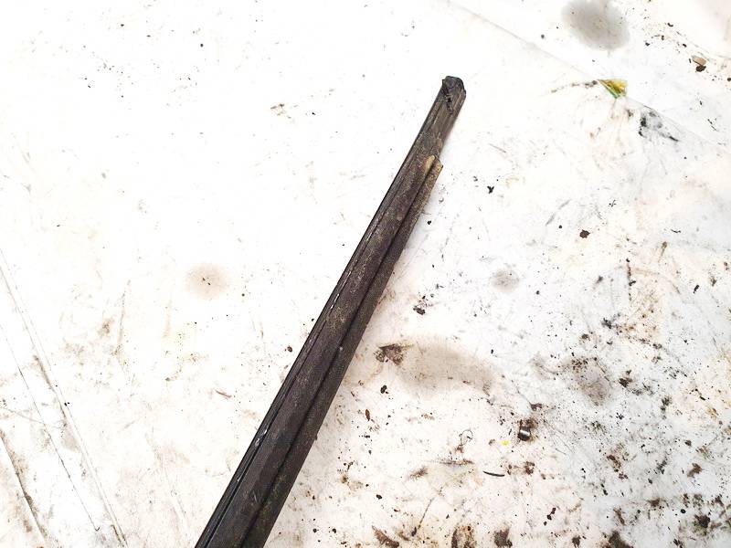 Mazda 3 2005 Oven lasin tiivistelista  - TAKANA OIKEALLA - Thumbnail 3