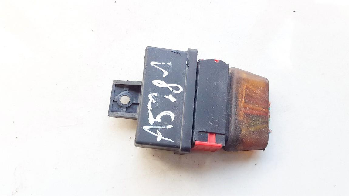 240107 used Fuel Pump Relay Citroen Xsara 1999 1.6L 15EUR EIS00913310