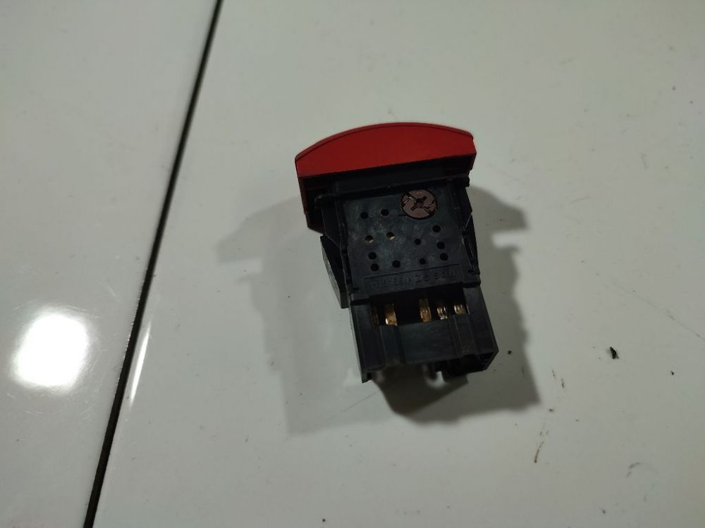 HD26 Honda Jazz 2003 Hazard switch - Thumbnail 3