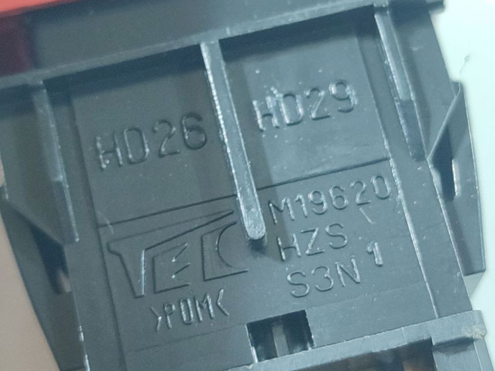 HD26 Honda Jazz 2003 Hazard switch - Thumbnail 4