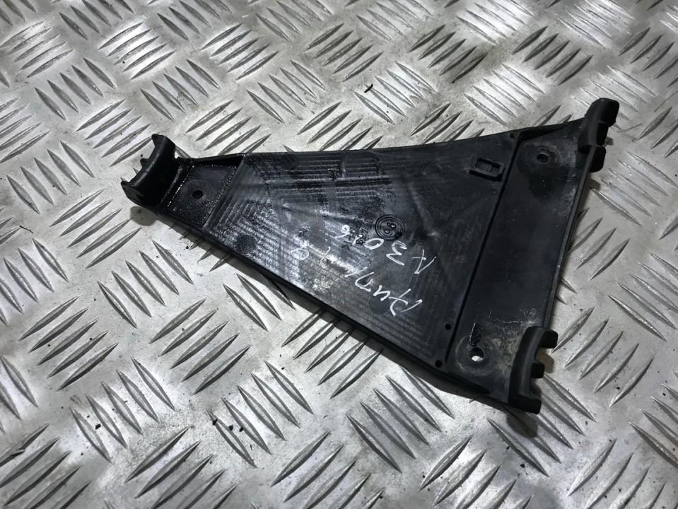 8D0807483 Audi A4 1997 Bamperio laikiklis G.K.