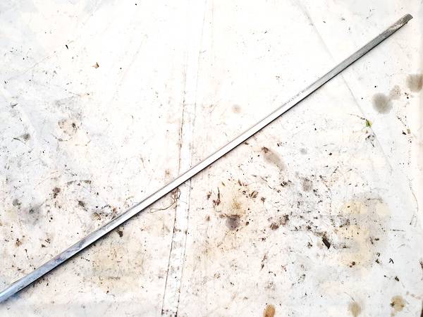 Volkswagen Touareg 2004 Garniture Arriere Fenêtre Côté Gauche