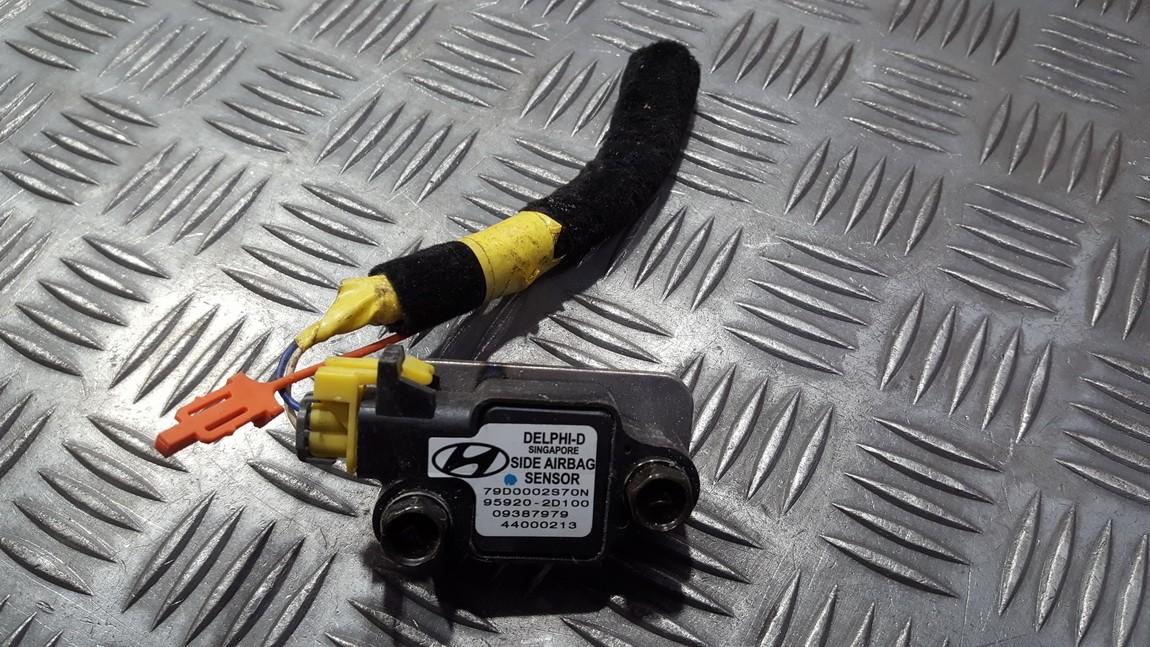 959202D100 Hyundai Elantra 2001 Srs Airbag crash sensor
