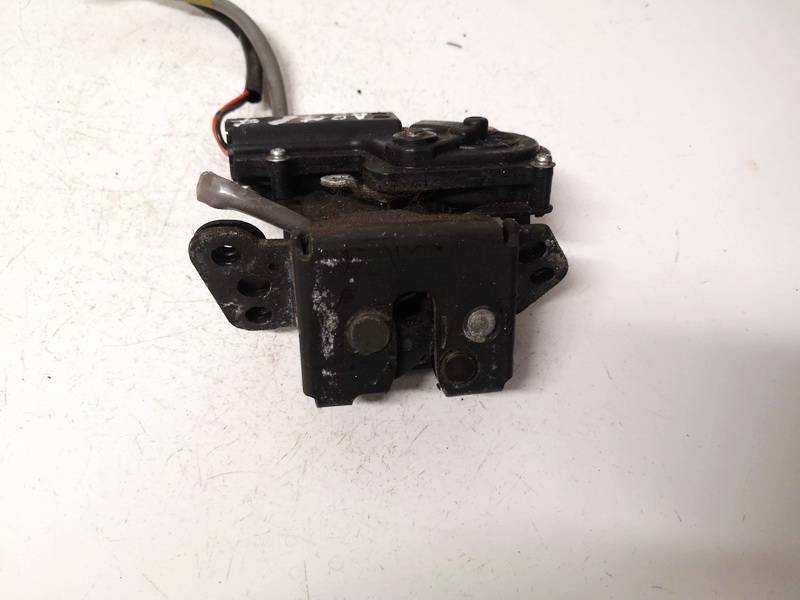 Toyota Corolla Verso 2006 Trunk Lid Lock Latch - REAR