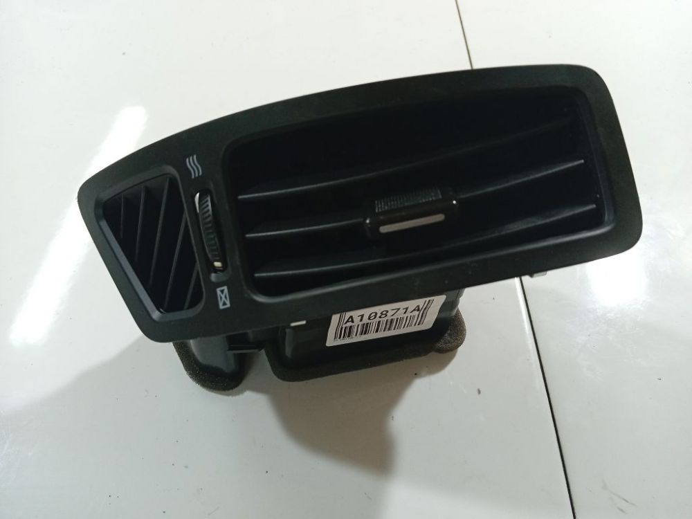 974901H000 Kia Ceed 2009 Dash Vent (Air Vent Grille)