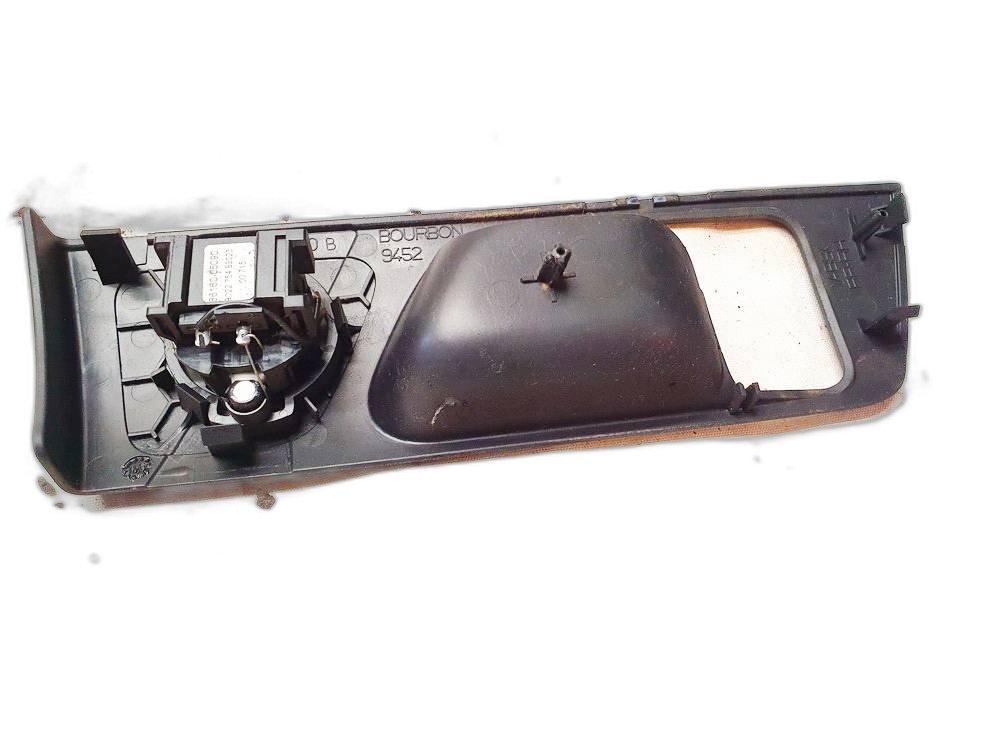 6761705040 Toyota Avensis 2007 Innenausstattung - Thumbnail 2