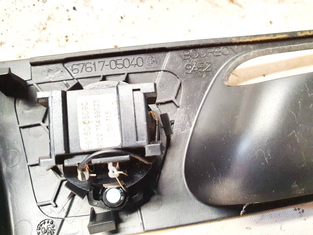 6761705040 Toyota Avensis 2007 Innenausstattung - Thumbnail 3