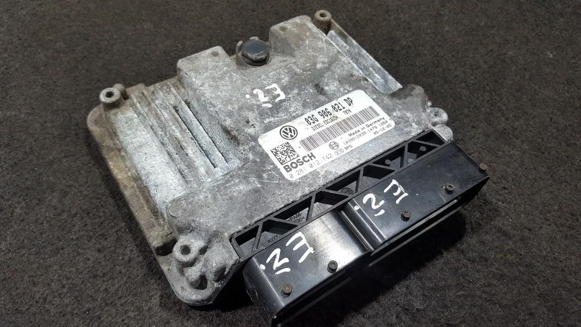03G906021DP Volkswagen Passat 2008 CALCULATEUR MOTEUR