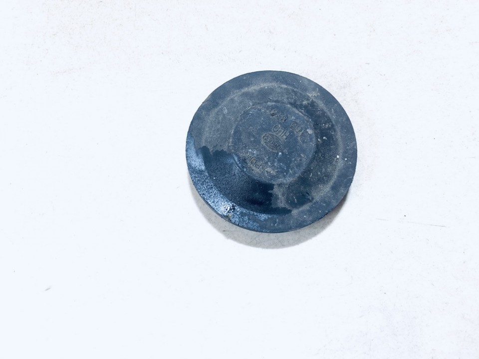 153873 Renault Clio 2002 Headlight bulb dust cover cap - FRONT