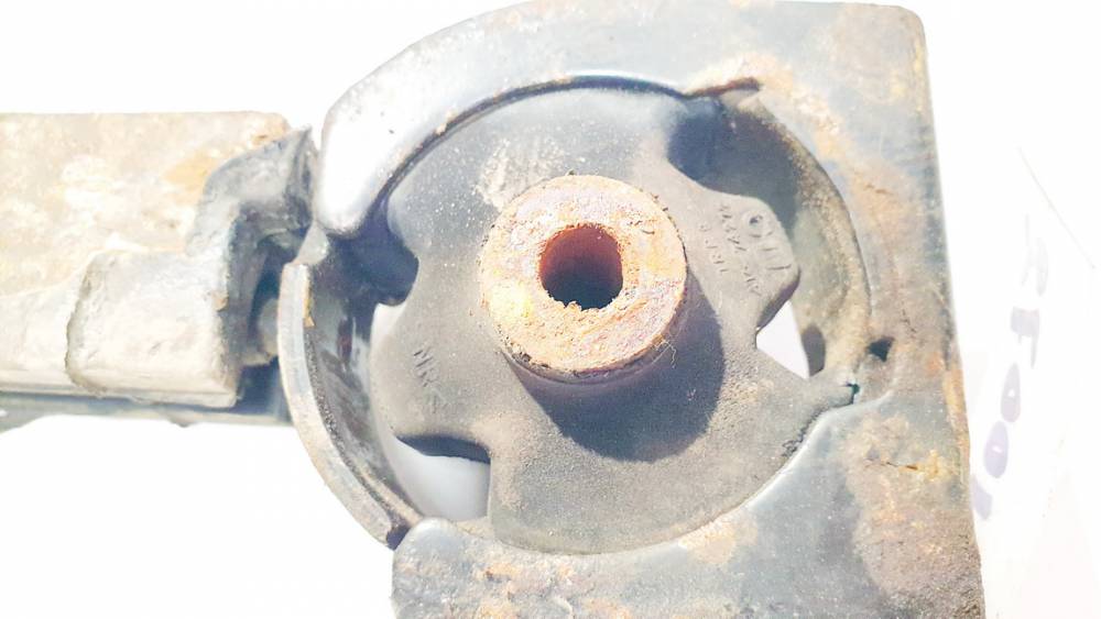 Toyota Corolla 2005 Variklio pagalves bei Greiciu dezes pagalves - Thumbnail 3