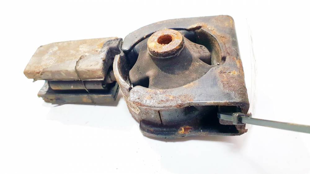 Toyota Corolla 2005 Variklio pagalves bei Greiciu dezes pagalves - Thumbnail 2