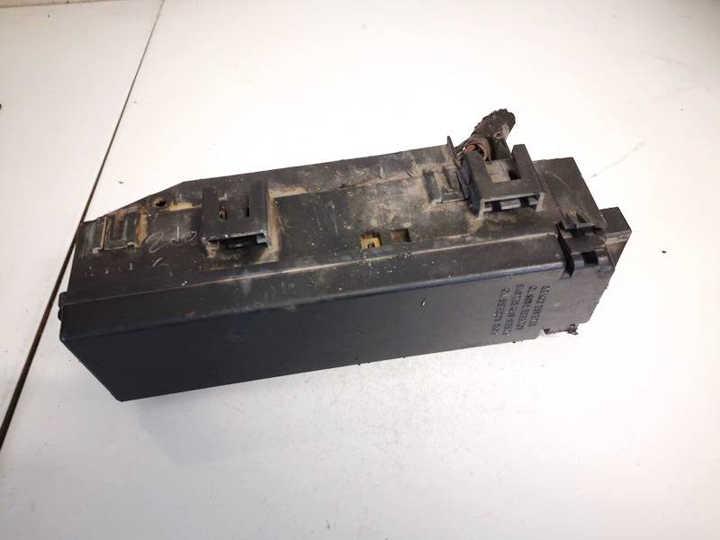 56050190AE Jeep Grand Cherokee 2005 Fuse box