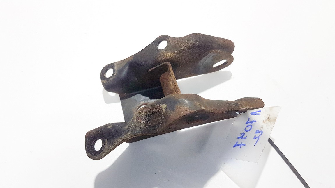 used used Engine Mount Bracket and Gearbox Mount Bracket Mazda 323 1998 1.5L EIS01393339