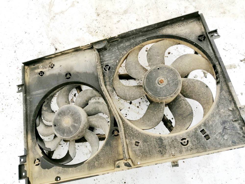 1J0121207M Volkswagen Bora 2001 Diffuser, Radiator Fan - Thumbnail 2