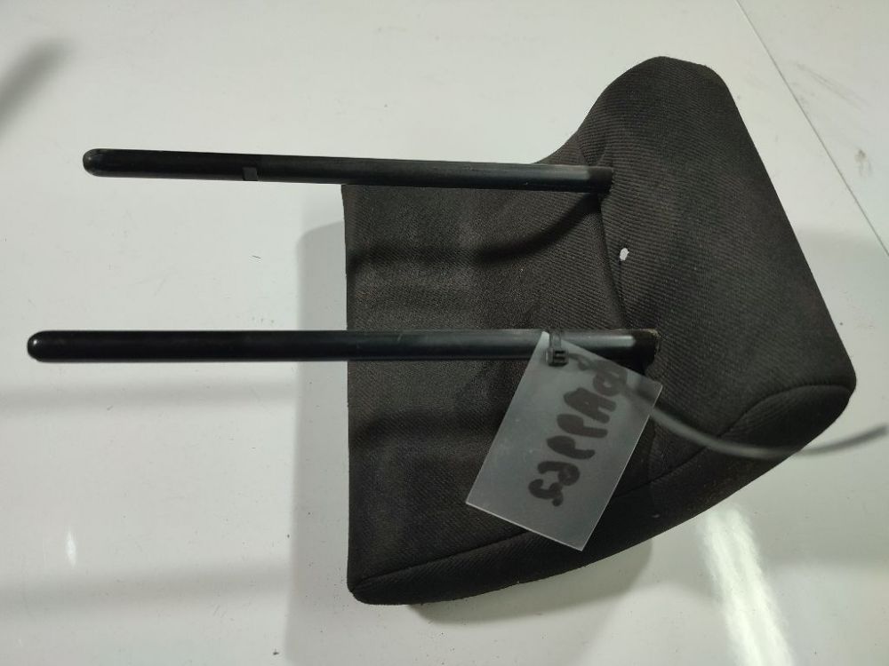 Peugeot 207 2010 подголовник - Thumbnail 3