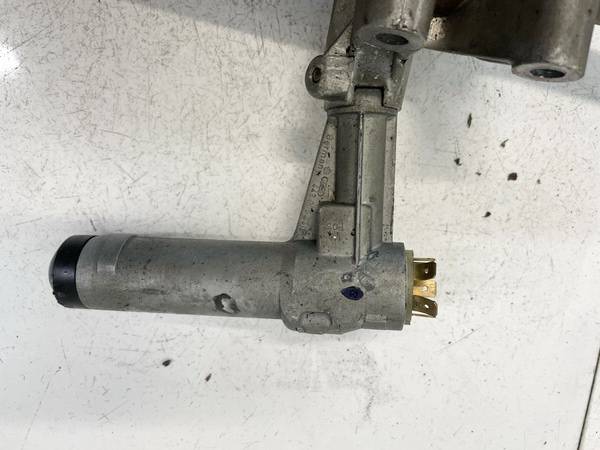 443905851 Audi 100 1985 Группа контактная замка зажигания