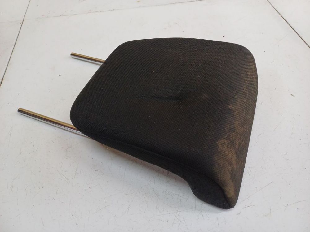 Toyota Corolla Verso 2007 Sedynes galvos atlosas (galvos atrama)