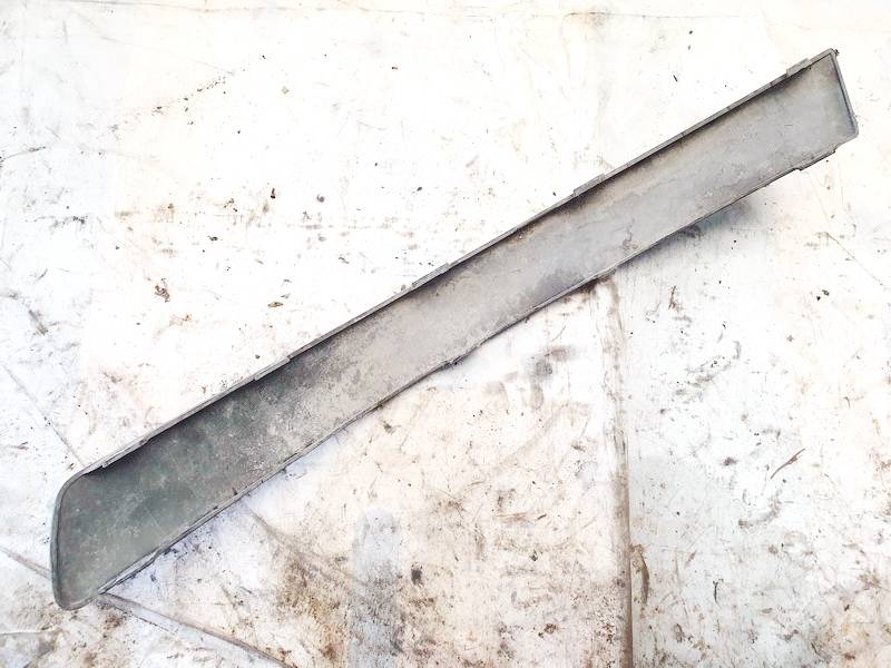 3B0807718D Volkswagen Passat 1998 Zierleiste Stoßstange Vorne Rechts - Thumbnail 2