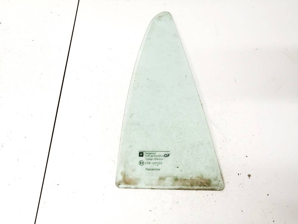 E243R007022 Opel Astra 2000 Quarter glass - REAR RIGHT