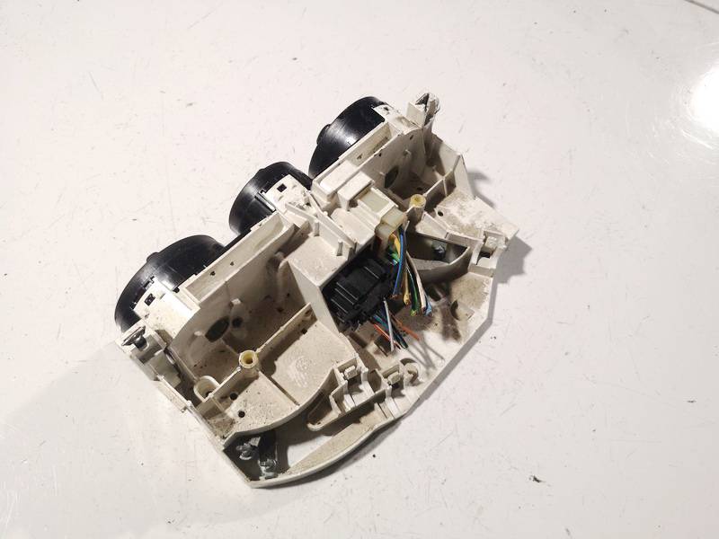 1J0819045F Volkswagen Golf 2001 Climate Control Panel (heater control switches) - Thumbnail 2
