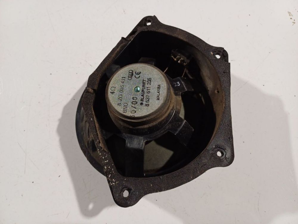 8Z0035411 Audi A2 2000 Speaker (audio)