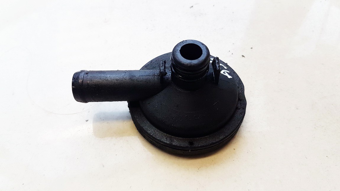 3911171924 USED Vacuum pump Breather (PCV Engine Breather Valve) Suzuki Swift 2007 1.3L 10EUR