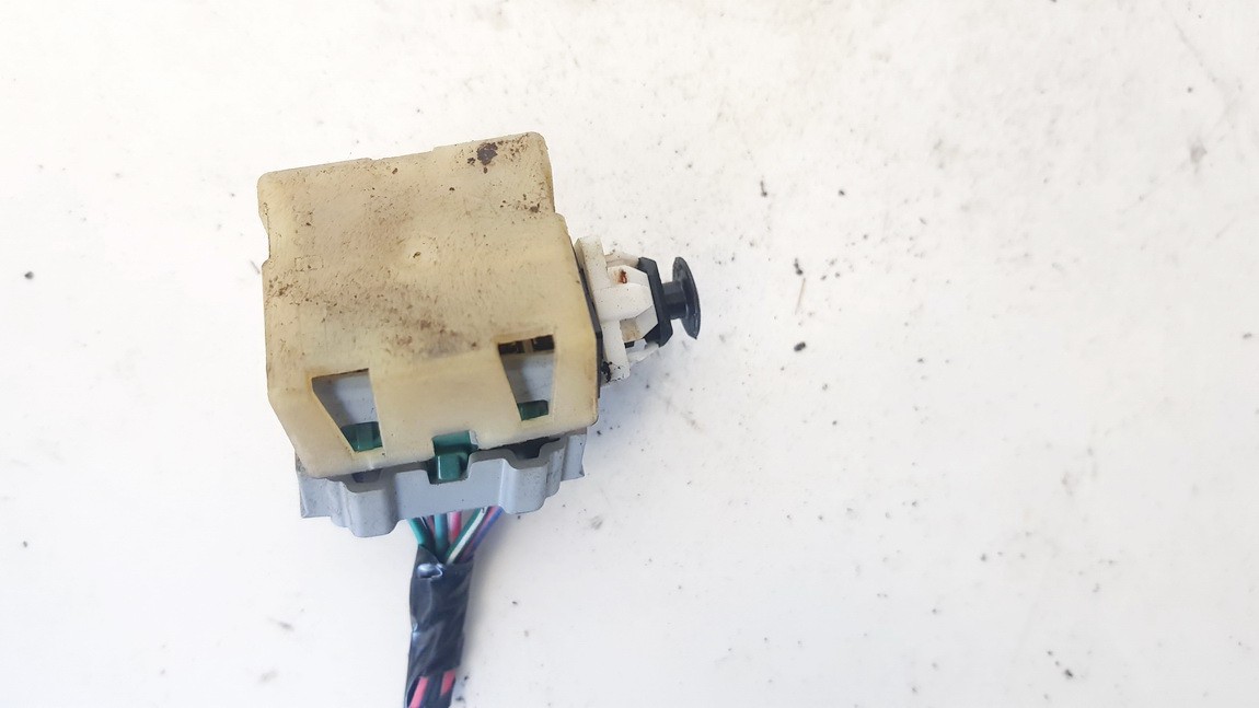 30505L Dodge Magnum 2006 Brake Light Switch (sensor) - Switch (Pedal Contact) - Thumbnail 3