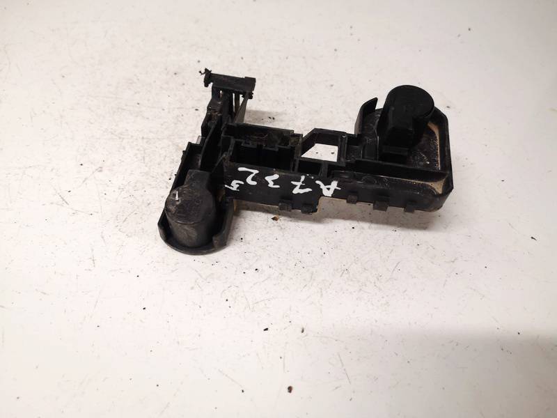 282622 Volkswagen Touareg 2004 Tailight Bulb Holder (Lamp Carrier) - Thumbnail 2