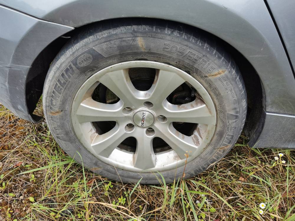 5X120 BMW 1-Series 2005 Lietu ratu komplektas R16 - Thumbnail 2