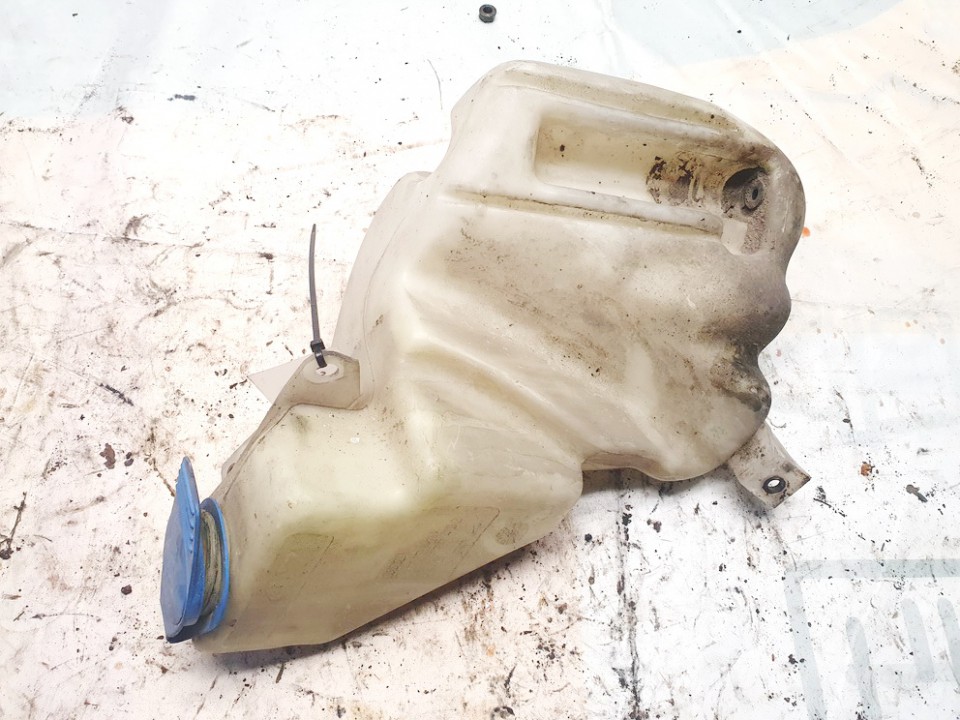 4b0955453 used Windshield Washer Reservoir tank (WASHER BOTTLE) Audi A6