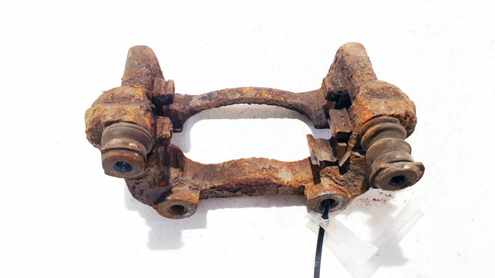 Toyota Auris 2007 Jarrusatulan pidike - TAKANA OIKEALLA