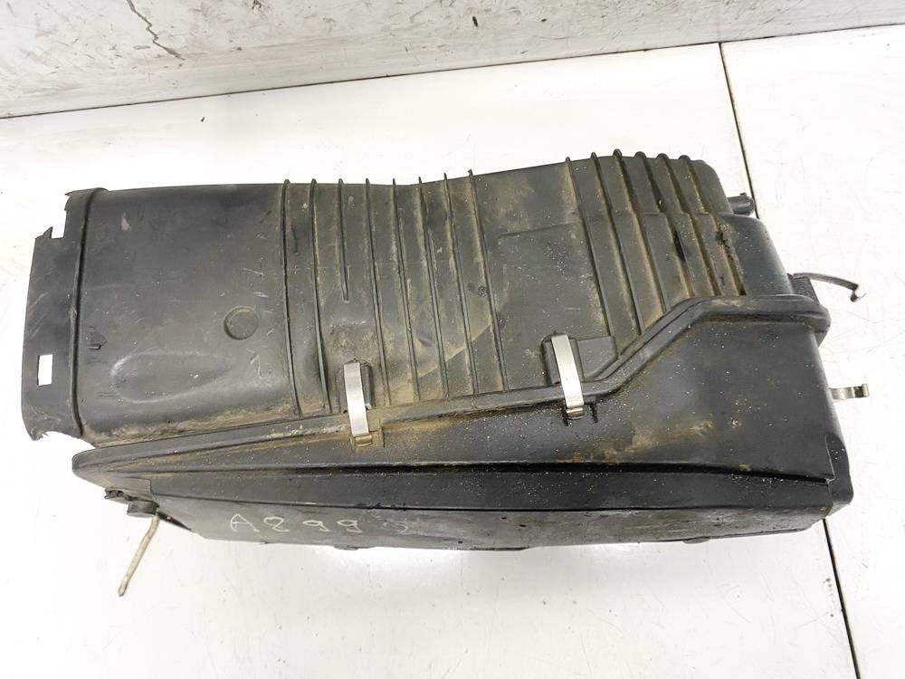 A6460901201 Mercedes-Benz C-CLASS 2004 Obudowa filtra powietrza