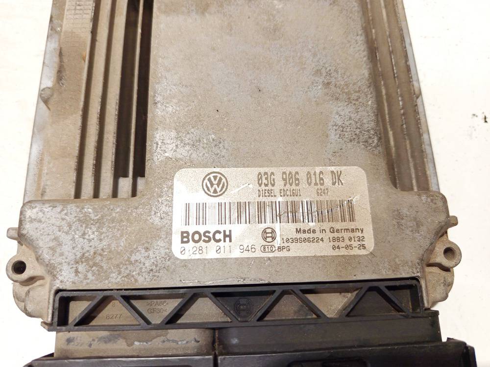 0281011946 Volkswagen Touran 2004 ECU Engine Computer (Engine Control Unit) - Thumbnail 3