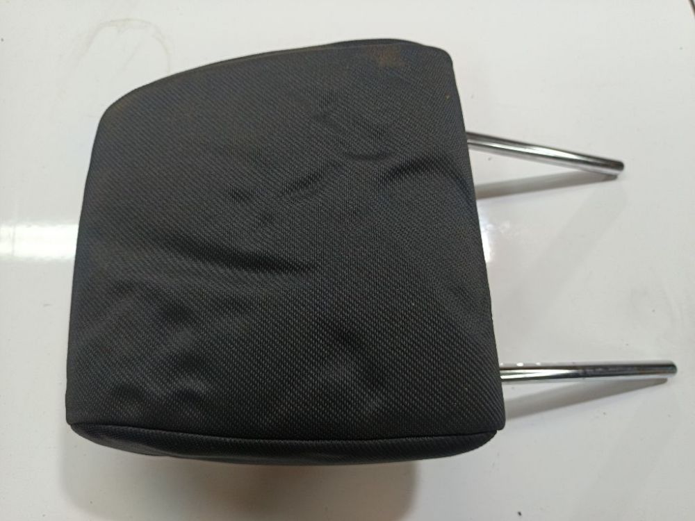 Suzuki Swift 2005 Zagłówek fotela - Thumbnail 2