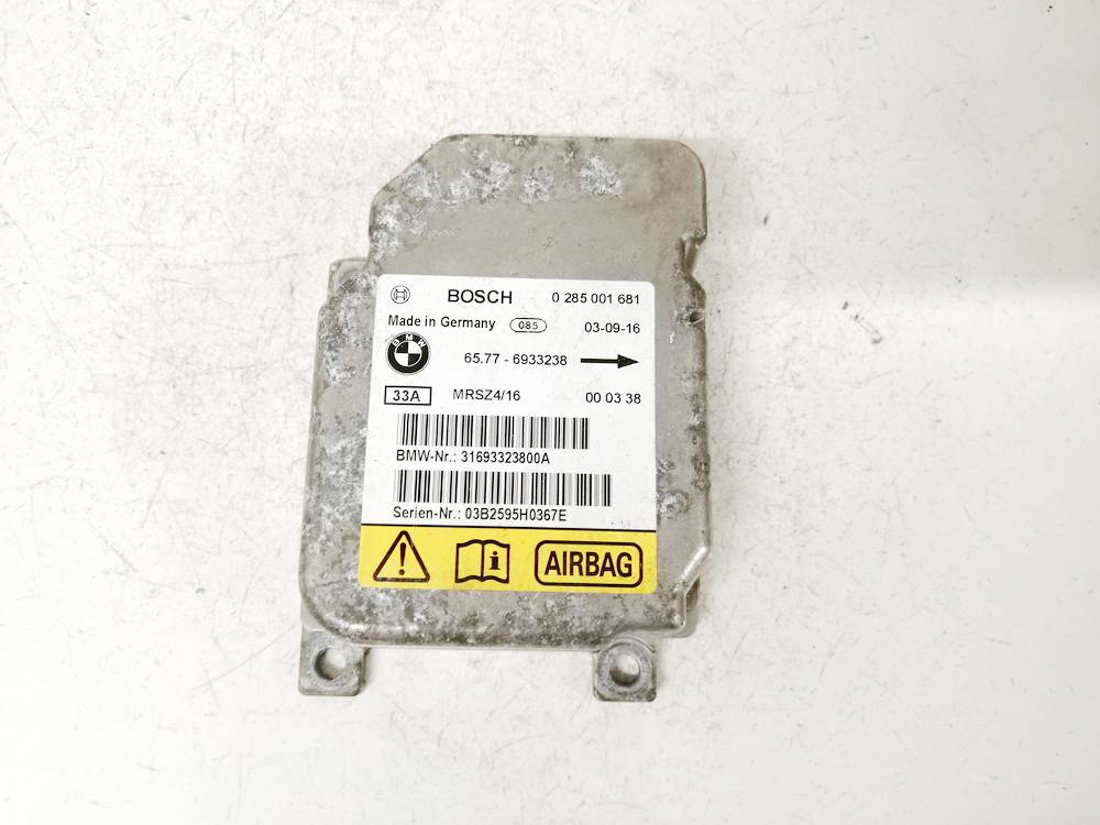 65776933238 BMW 3-Series 2004 Airbag crash sensors module