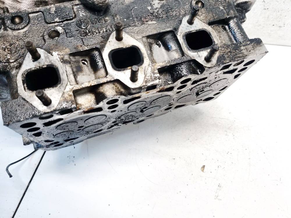 059103373D Audi A6 1998 Engine Head - Thumbnail 4