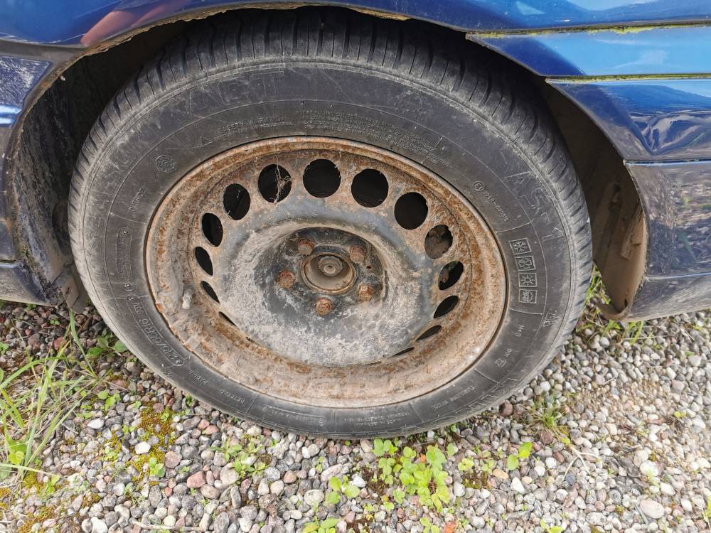 5X112 Mercedes-Benz C-CLASS 2001 Komplet stalowych felg R16